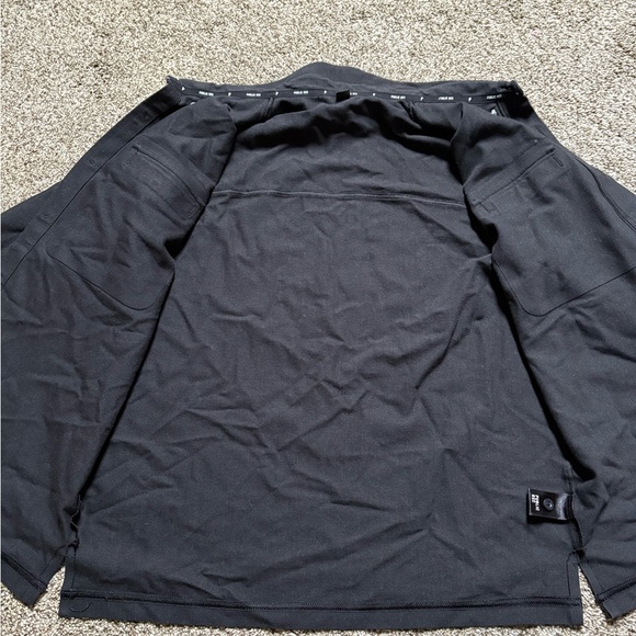 Men's Black Casual Button Down Shirt - Picture 11 of 12